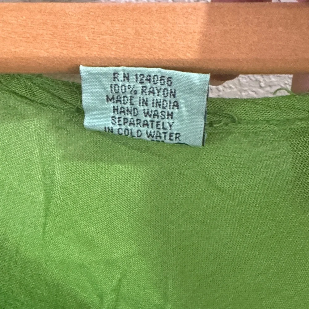 Shoreline Vibrant Green Dress with Sequin Details One Size - Picture 3 of 8